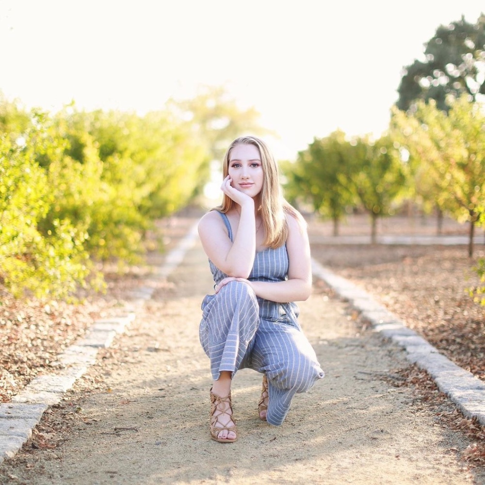 Meet your Posher, Kira